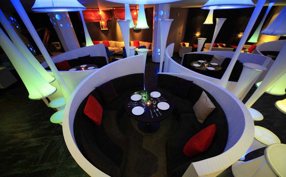 昆明上岛咖啡店装修_用餐区