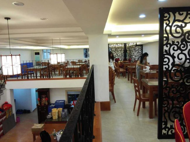 昆明餐厅装修-湖南大碗菜二楼大厅