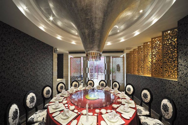 昆明餐厅装修包房灰色墙纸