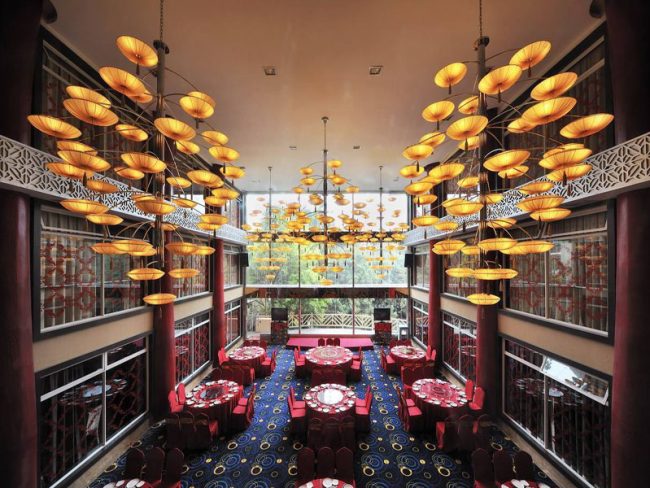 昆明餐厅装修大包房蓝色地毯