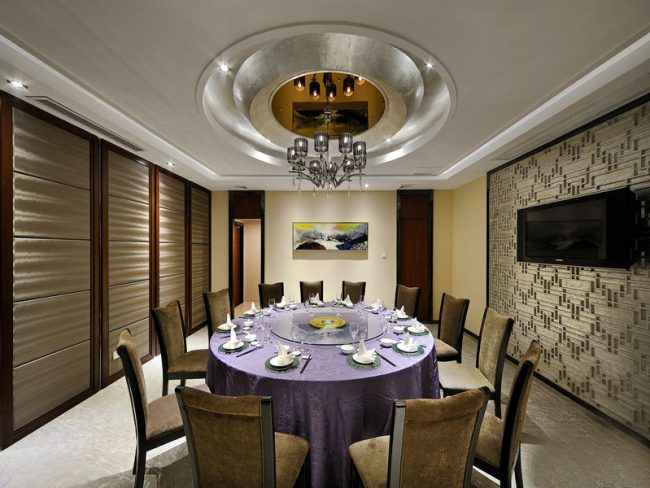 昆明餐厅装修包房软包隔断