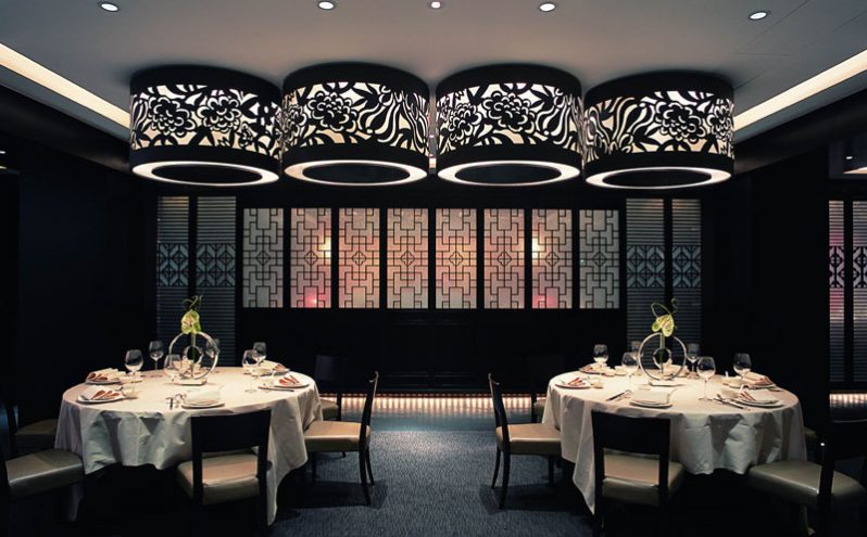 黑色调餐厅装修 黑色调餐厅装修