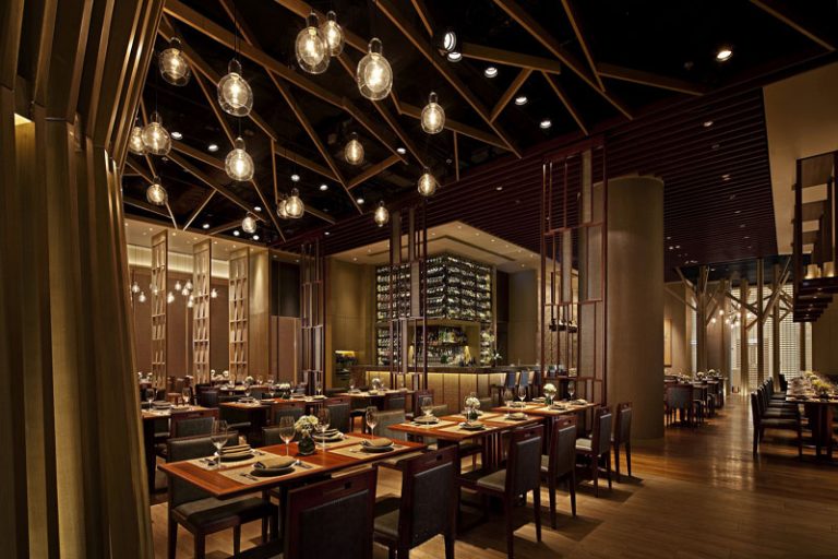 米黄暖色调餐厅装修