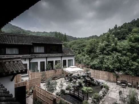 云南昆明呈贡区新中式民宿酒店设计外观效果图