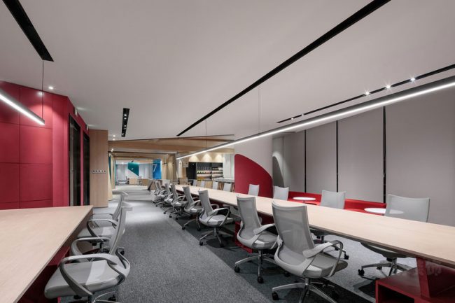 办公室空色墙面装饰