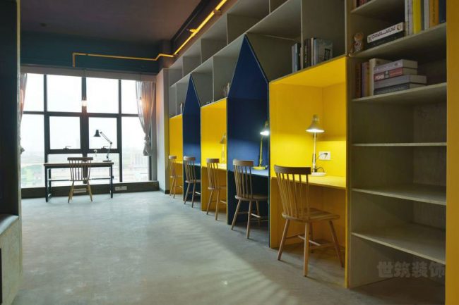 北欧工业风办公室独立思考工作装修图