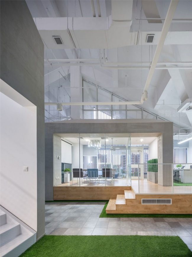 北欧工业风办公室动线空间装修图