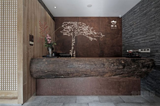 粗狂的原木吧台设计