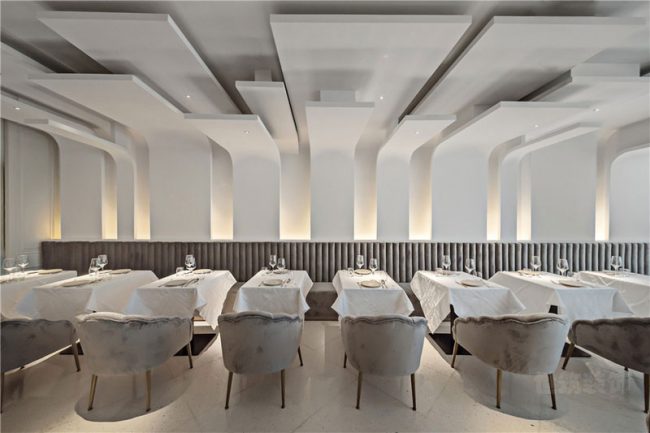 餐厅顶面时尚设计