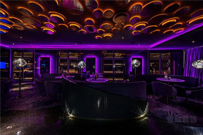 后现代风格酒吧场景装修图