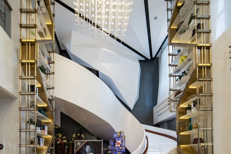 酒店大堂金属架设计效果