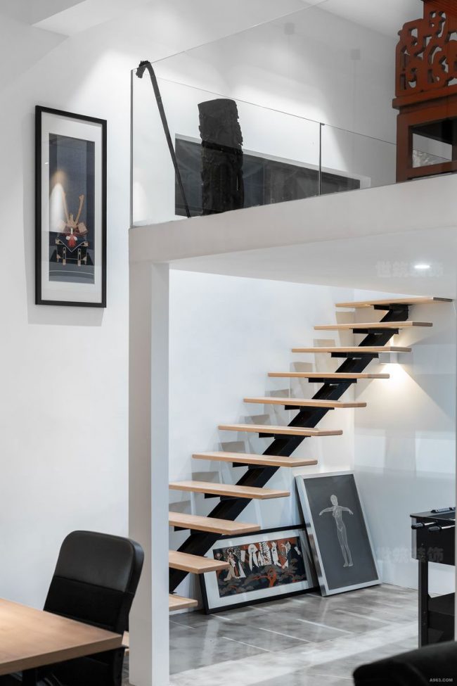 极简风格办公室公共区装修图