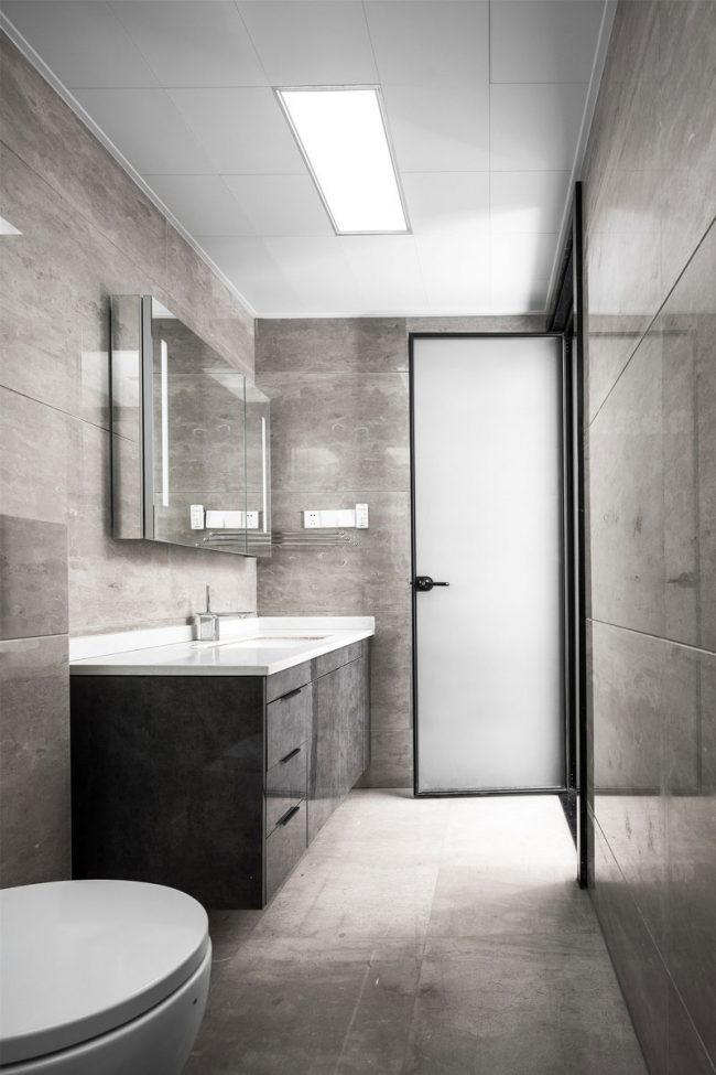 极简风格公寓卫生间装修图