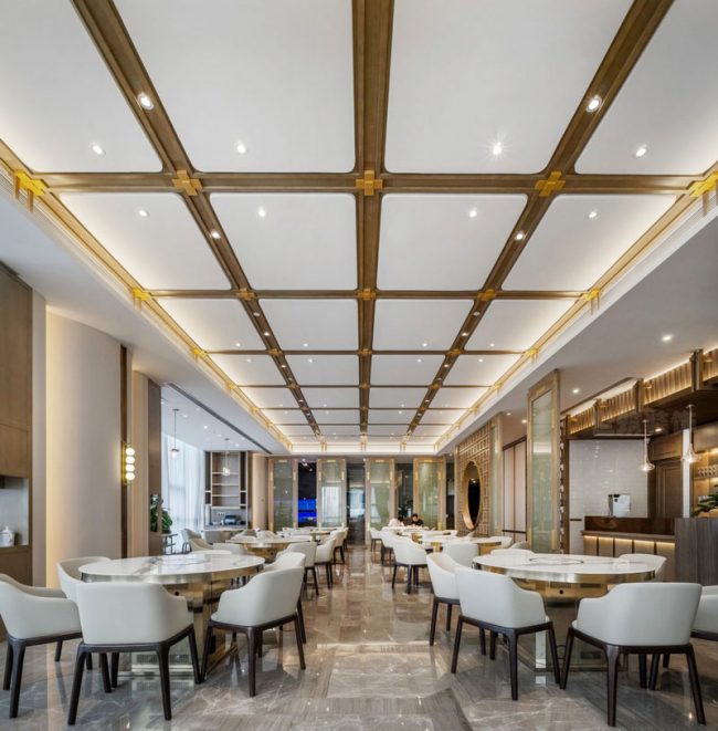 轻奢风格餐厅公共区用餐环境装修图