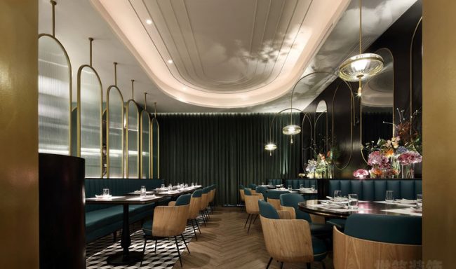 轻奢风格餐厅空间装修图