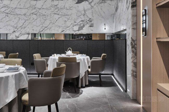 轻奢风格西餐厅场景装修图