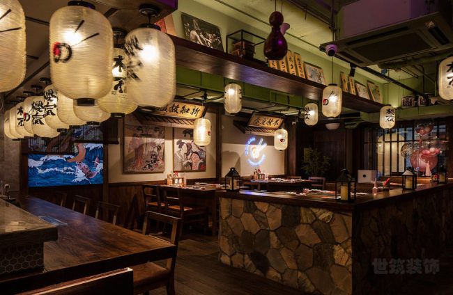 日式餐饮料理店用餐区域装修图
