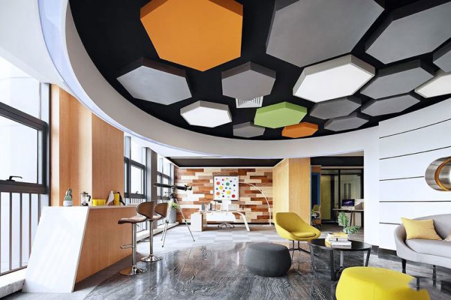 现代北欧风办公室休闲用餐区装修图