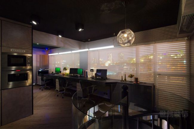 现代风格办公室公共区装修图