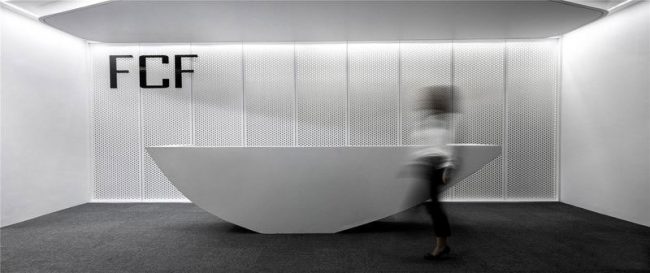 现代风格办公室前台空间装修图