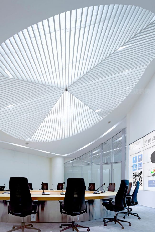 现代风格办公室商务会议室装修图