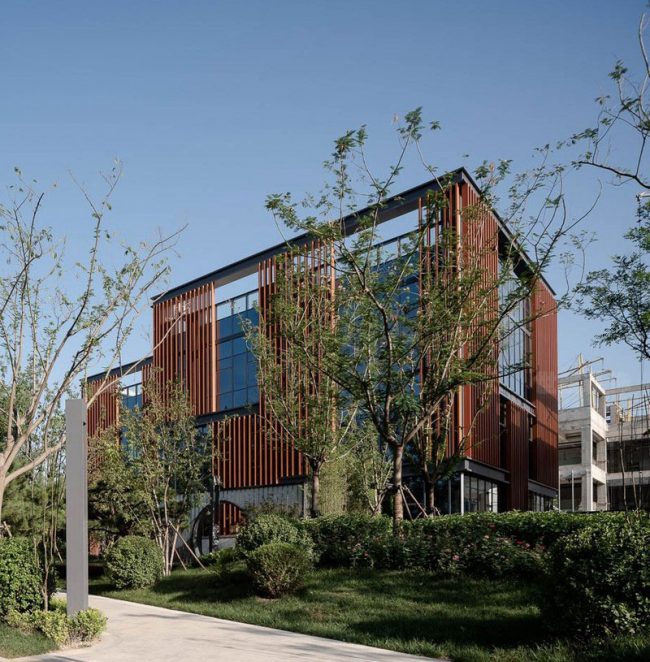 现代风格办公室外立面设计图