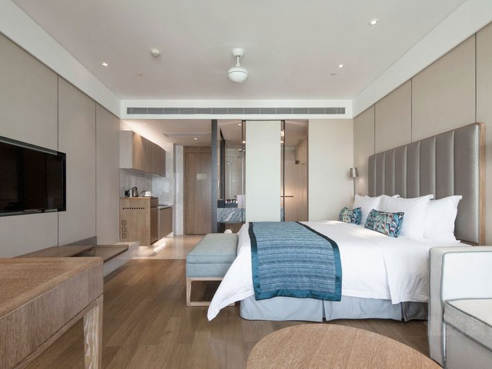 现代风格商务酒店客房场景装修图