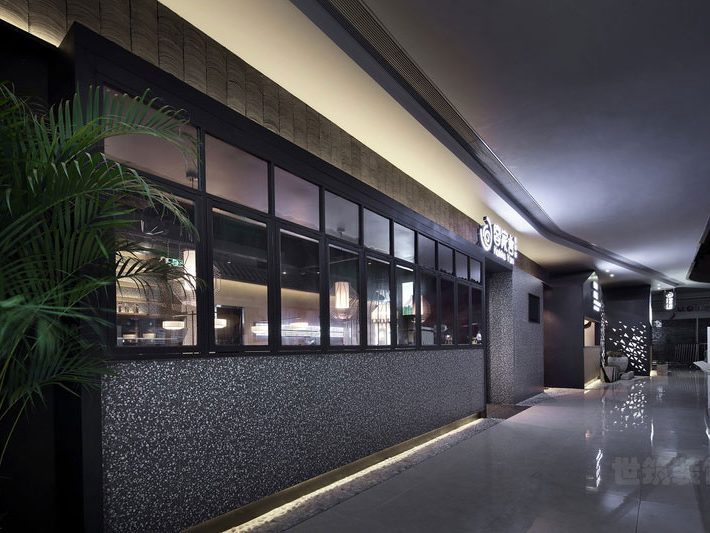 现代工业风餐厅外立面形象装修图