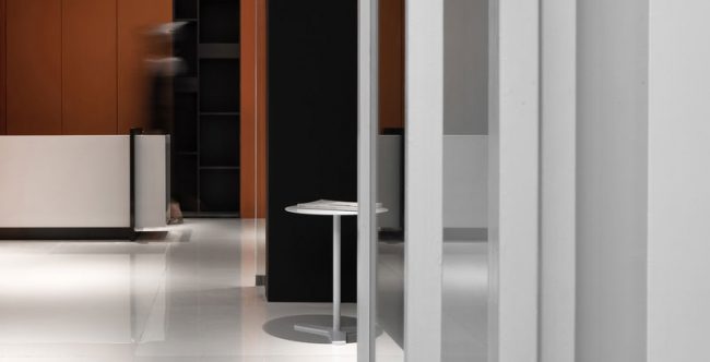 现代极简办公室前台场景装修图