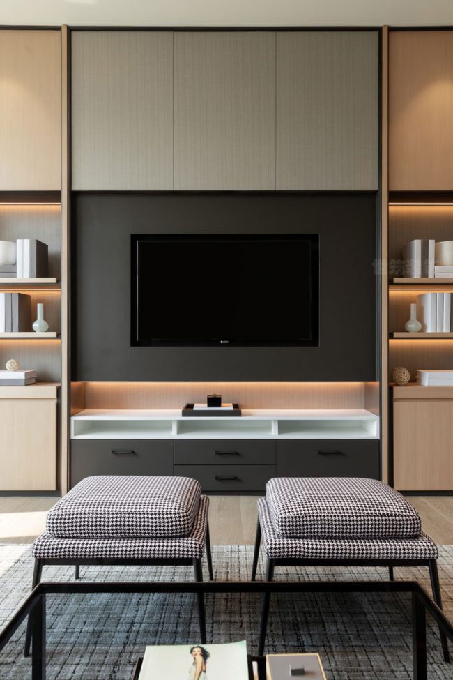 现代极简风家居客厅电视背景墙装修图