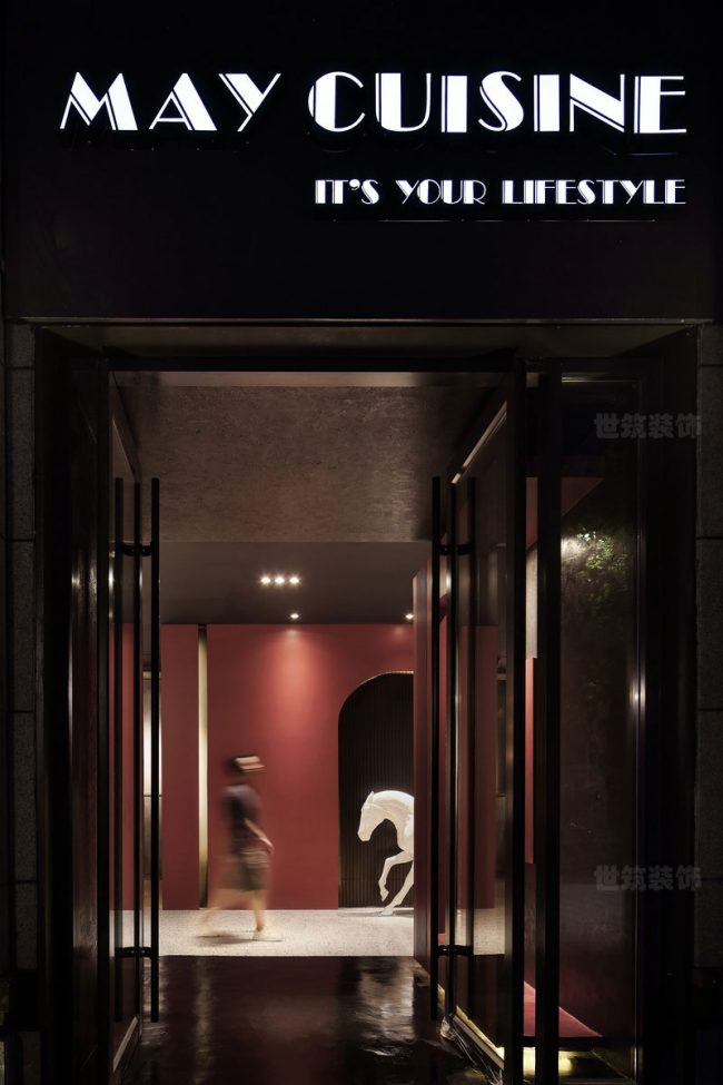 现代极简风展厅空间外立面装修图