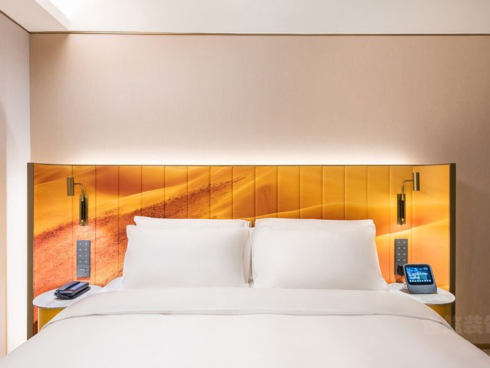 现代极简主题酒店客房装修图