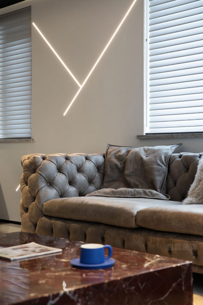 现代美式风格办公室会客区域装修图