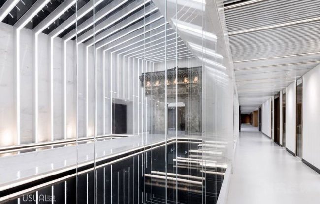 现代中式办公空间走廊装修图