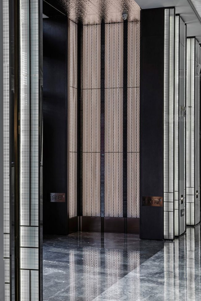 现代中式办公室门廊区域装修图