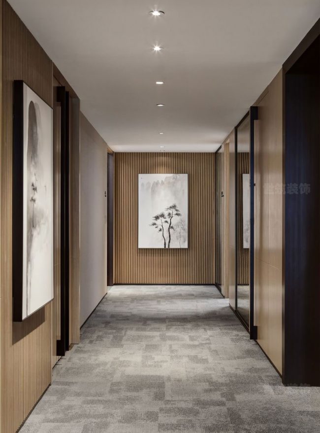 新中式办公室走道空间装修图