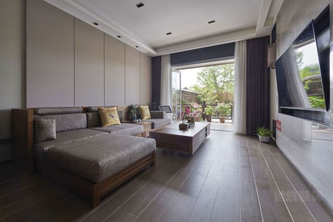 新中式别墅家居接待厅装修图