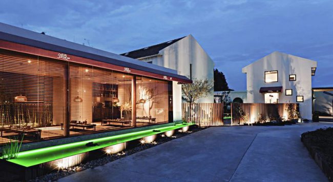 新中式餐饮空间外立面装修图