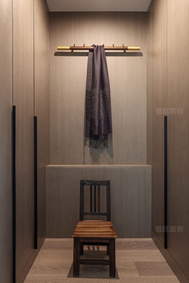 新中式风格家居衣帽间装修图