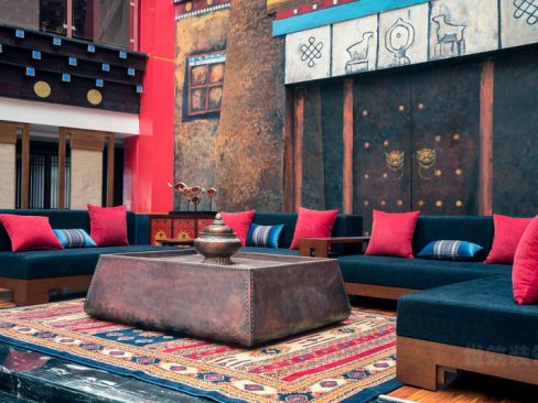 新中式风格文旅主题酒店接待区装修图