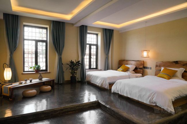 新中式民宿双人房装修图