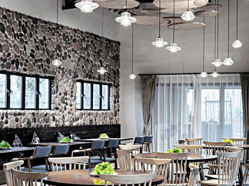 新中式中餐厅用餐环境装修图