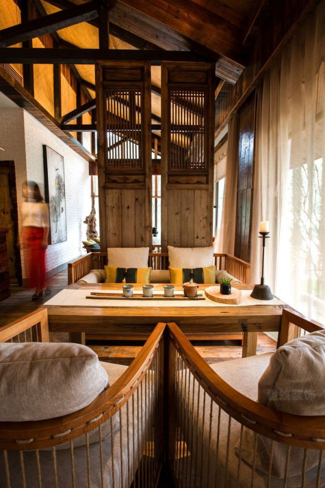 中式名宿客栈的餐厅效果