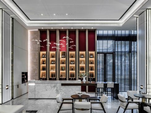 中式轻奢风酒店大堂空间装修图