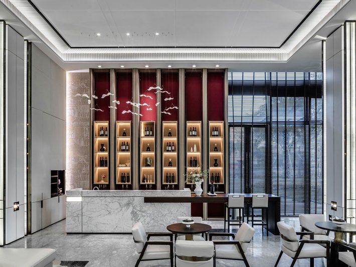 中式轻奢风酒店大堂空间装修图