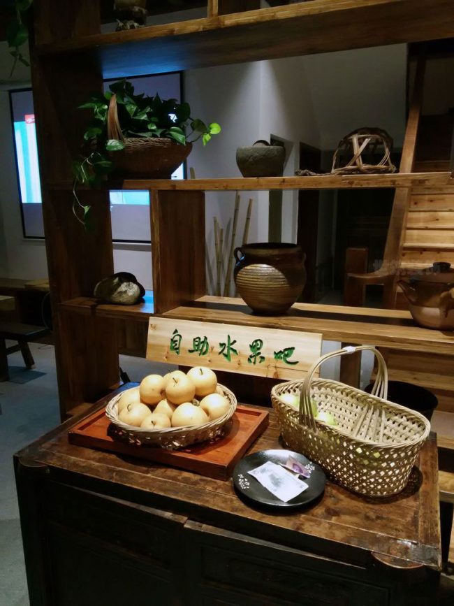 中式原木装饰隔断