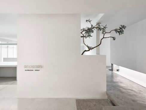 云南寻甸纯白极简风办公室装修设计方案前厅效果图