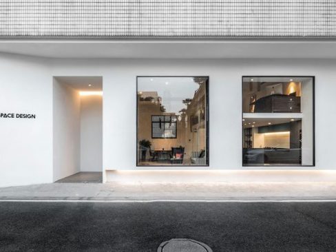 云南昆明红河极简办公室装修外观效果图