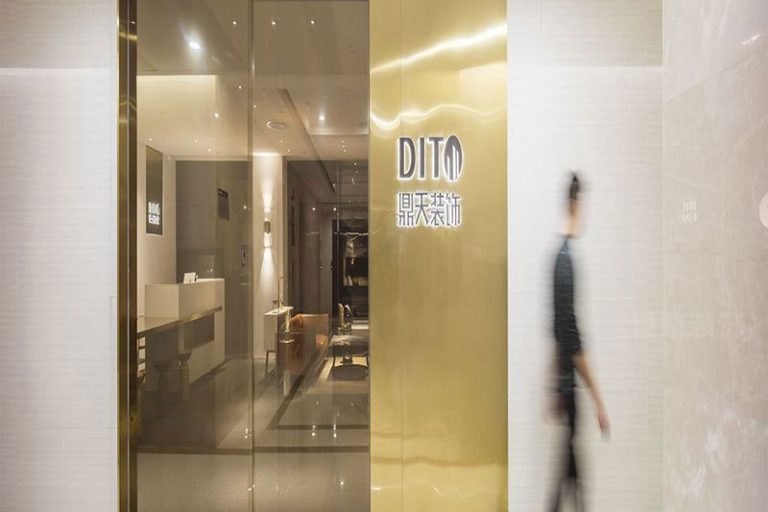 云南安宁现代轻奢风办公室装修外立面效果图