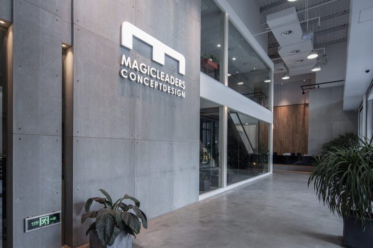 昆明极简工业风动漫培训中心装修前厅设计图